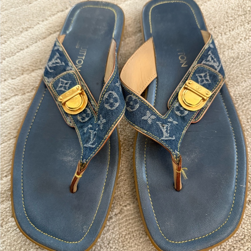 Louis Vuitton denim flip flop sandals 39 1/2